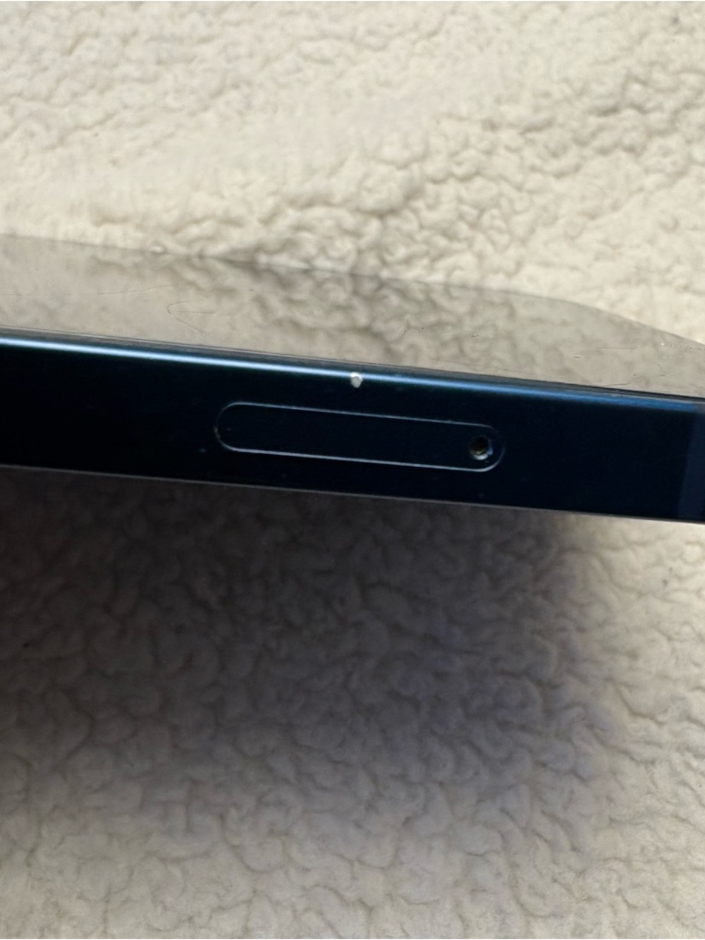 Apple iPhone 12 64 GB Blue - Picture 6 of 14
